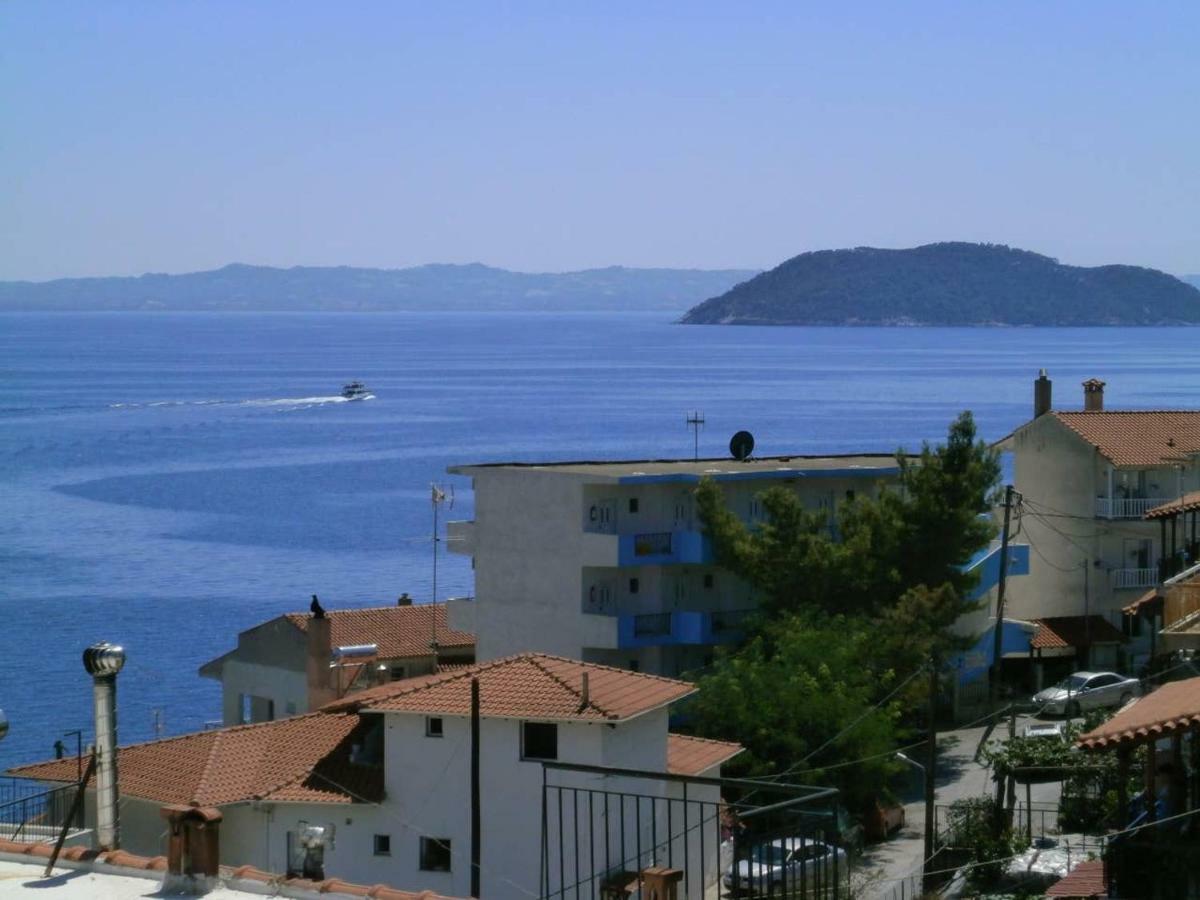 Casa Bianca Μεζονέτα Με Θέα Στη Θάλασσα Lägenhet Neos Marmaras Exteriör bild