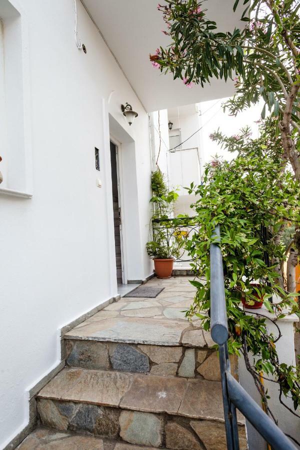 Casa Bianca Μεζονέτα Με Θέα Στη Θάλασσα Lägenhet Neos Marmaras Exteriör bild