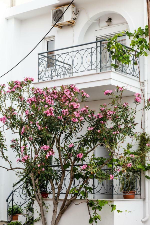 Casa Bianca Μεζονέτα Με Θέα Στη Θάλασσα Lägenhet Neos Marmaras Exteriör bild