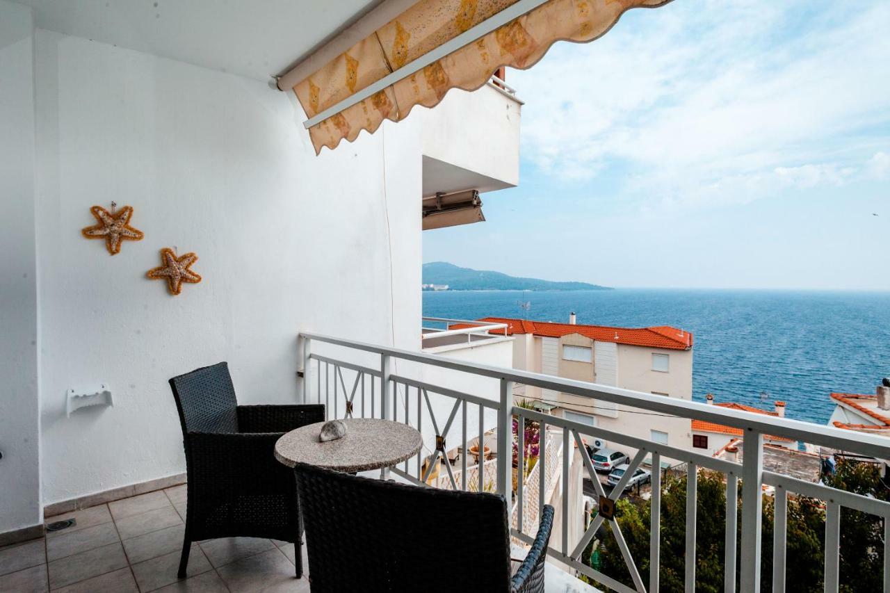 Casa Bianca Μεζονέτα Με Θέα Στη Θάλασσα Lägenhet Neos Marmaras Exteriör bild