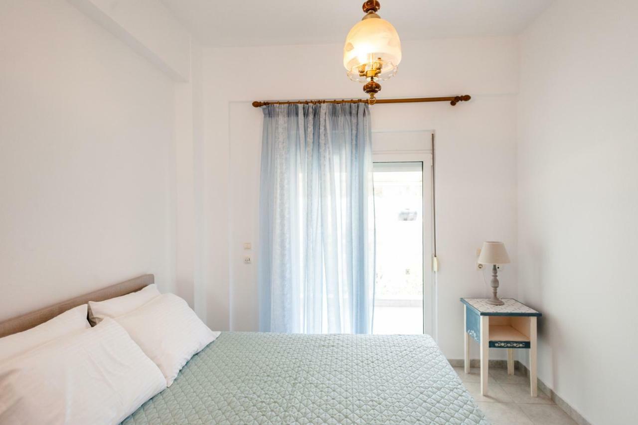 Casa Bianca Μεζονέτα Με Θέα Στη Θάλασσα Lägenhet Neos Marmaras Exteriör bild